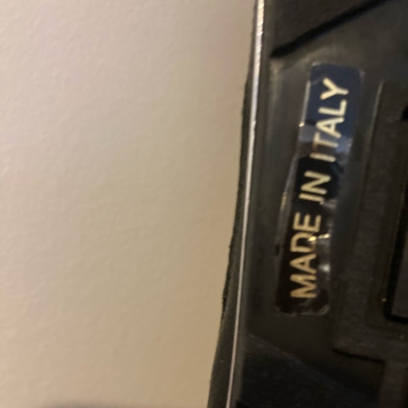 ๐ VINTAGE ITALIAN LEATHER SNEAKS ๐ - Picture 8 of 16